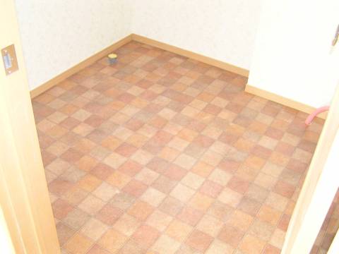 テラコッタ風の床材